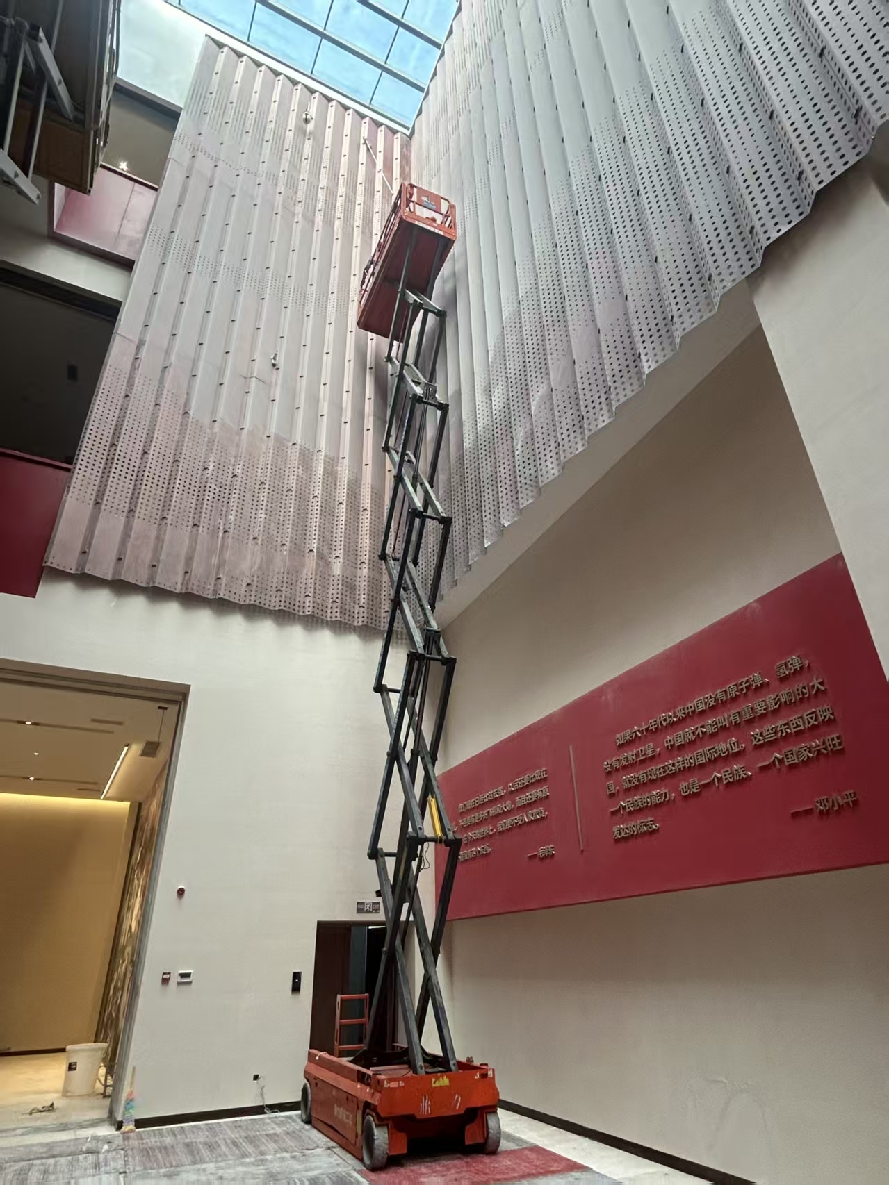 梓潼两弹城博物馆墙面安装.jpg